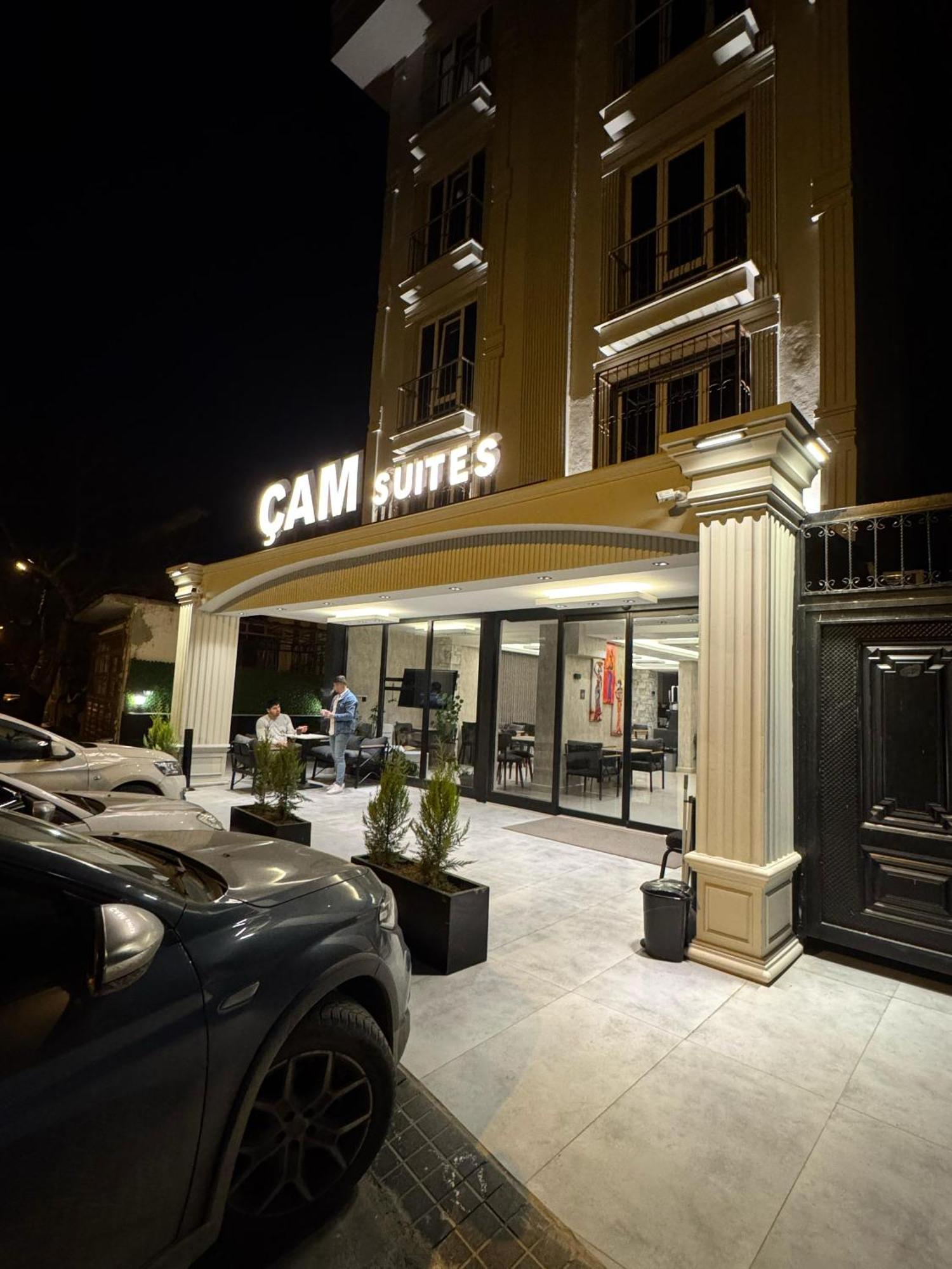 Cam