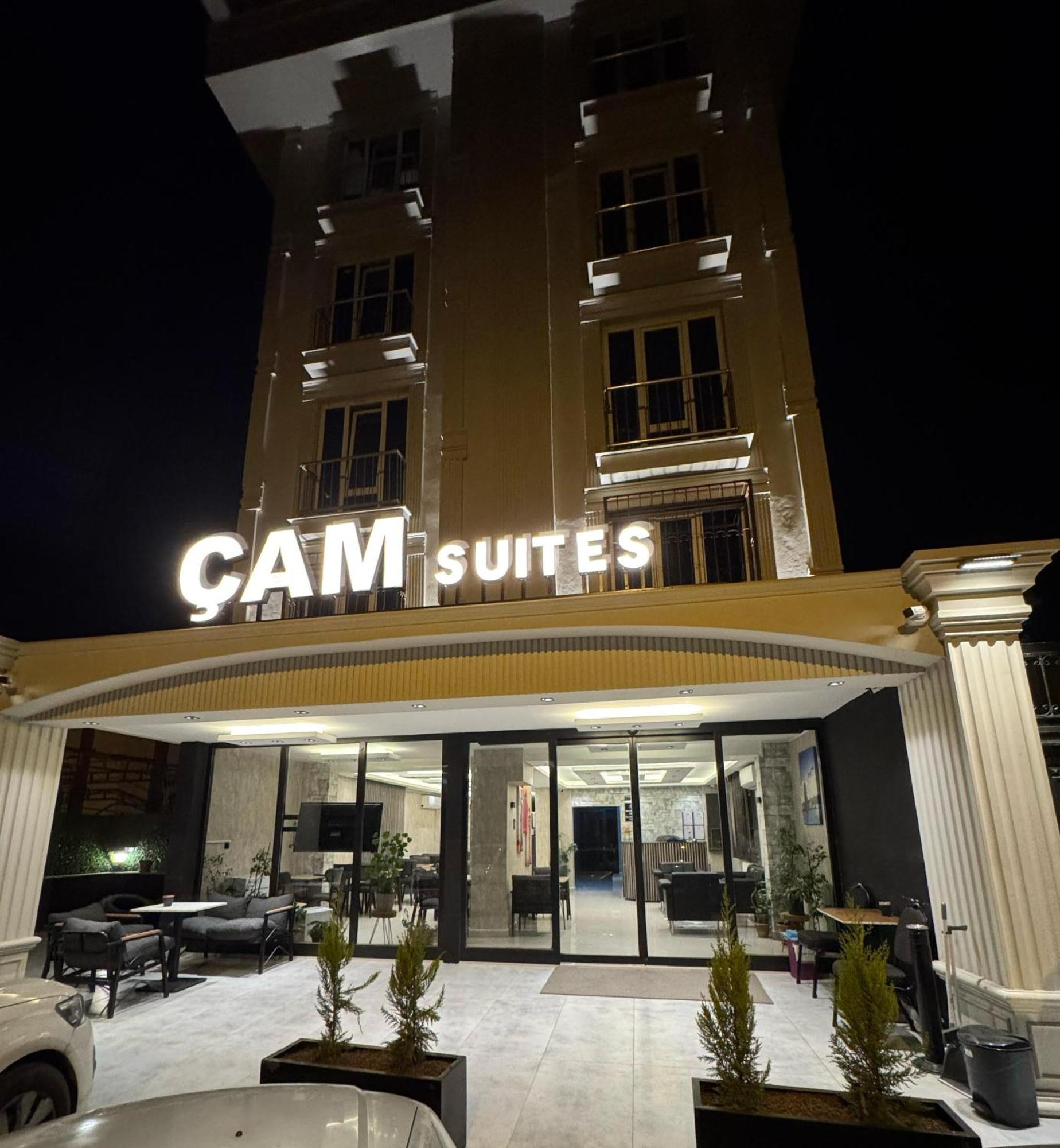 Cam Apartment *
